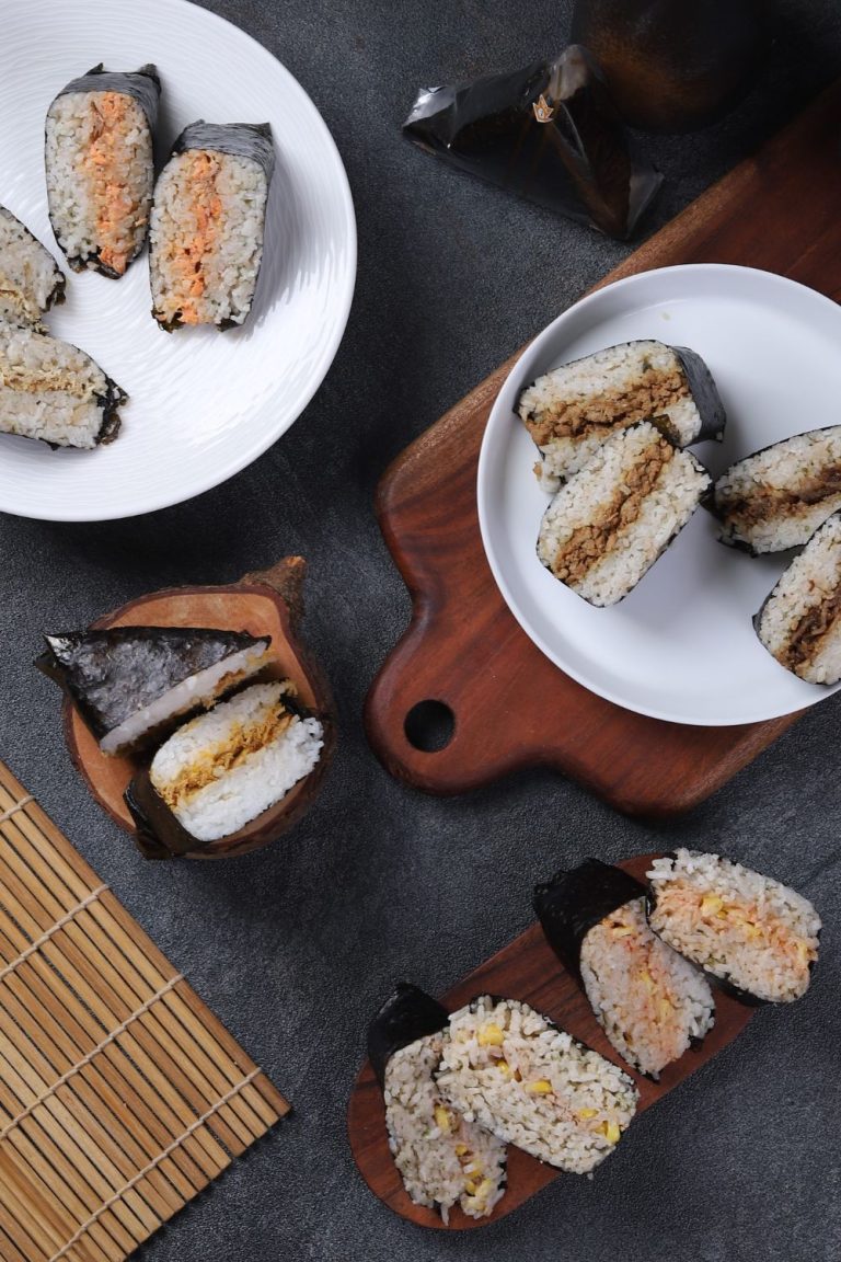 How To Store Onigiri An Easy Quick Guide Foodie FAQ   Paragraph Image OnigiriFAQ 1 768x1152 